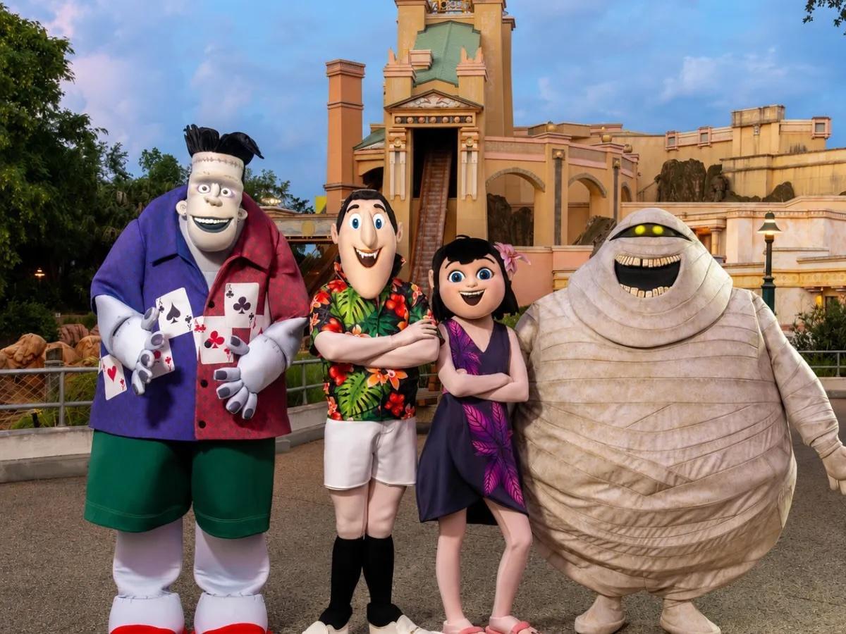 SeaWorld Orlando präsentiert „Hotel Transylvania“ erstmals zum Halloween Spooktacular.