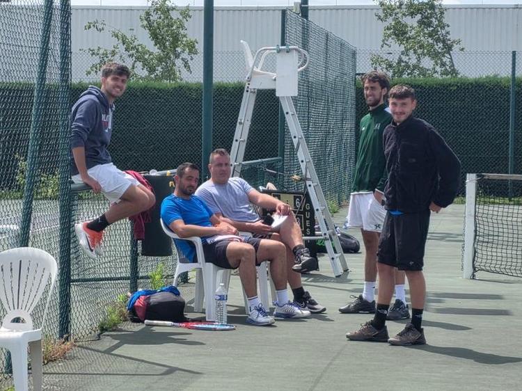 Suite et fin matchs équipes seniors 