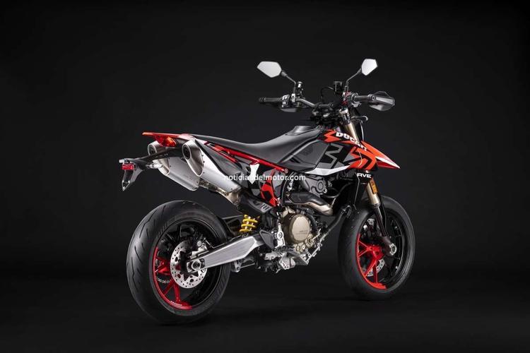  Ducati Hypermotard 698 Mono: la nueva referencia de las Supermotard de carretera