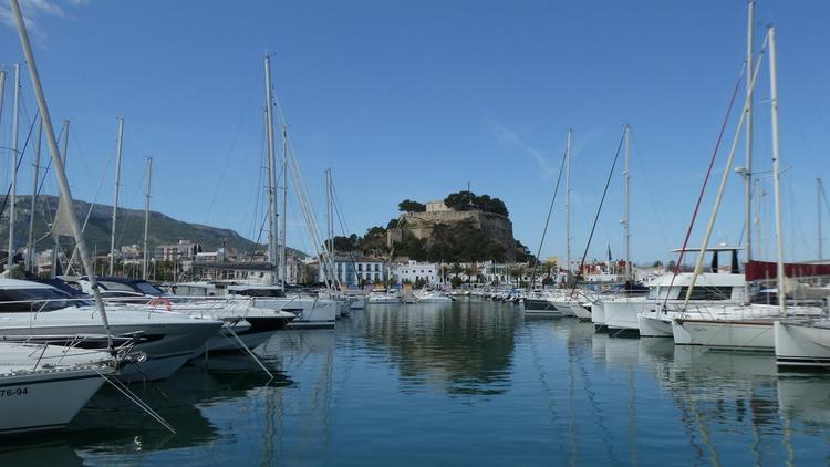 Dénia activa medidas especiales ante la alerta roja por temperaturas extremas