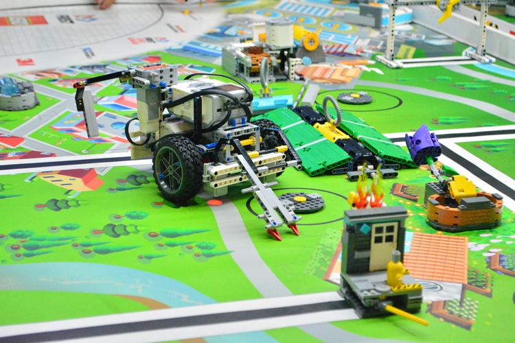 LEGO ROBOTICS