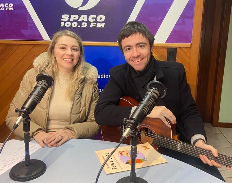 Spaço Livre sobre a Escola de Música Maria Carolina