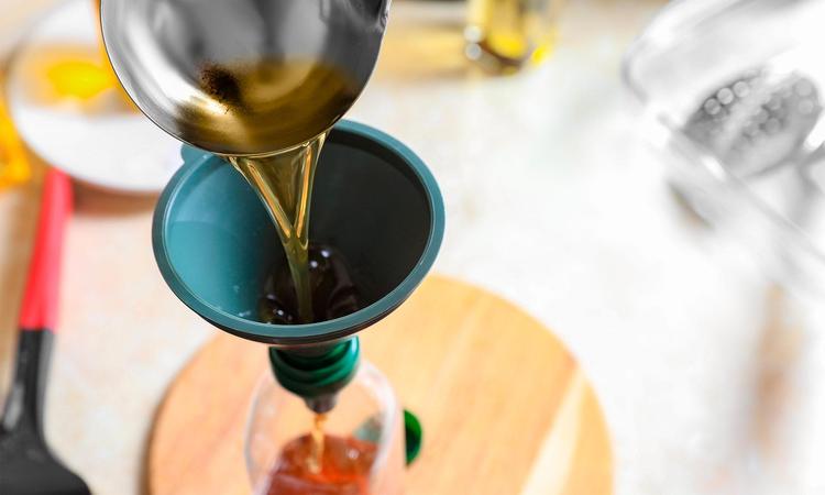 Recogida de aceite usado durante la feria: abierto el plazo para empresas que deseen cubrir este servicio