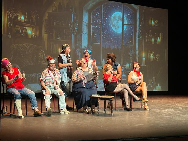 El Teatro Municipal registra un lleno absoluto en la clausura de los Talleres Formativos Ocupacionales de Igualdad