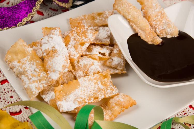 CHIACCHIERE DI CARNEVALE
