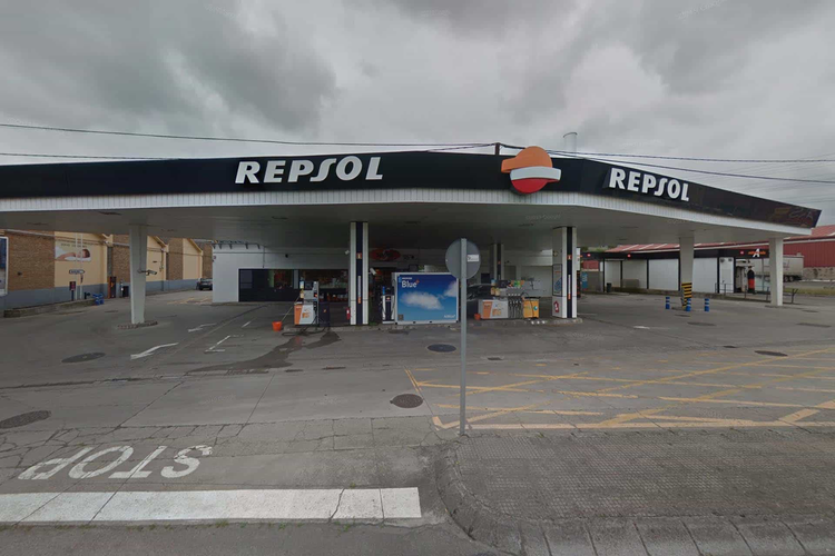 Estación de servicio Repsol I en Avilés