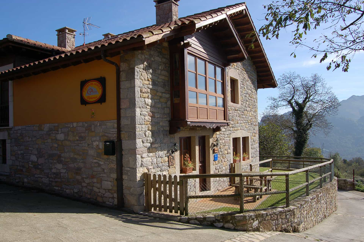 Casa rural Peñanes 1