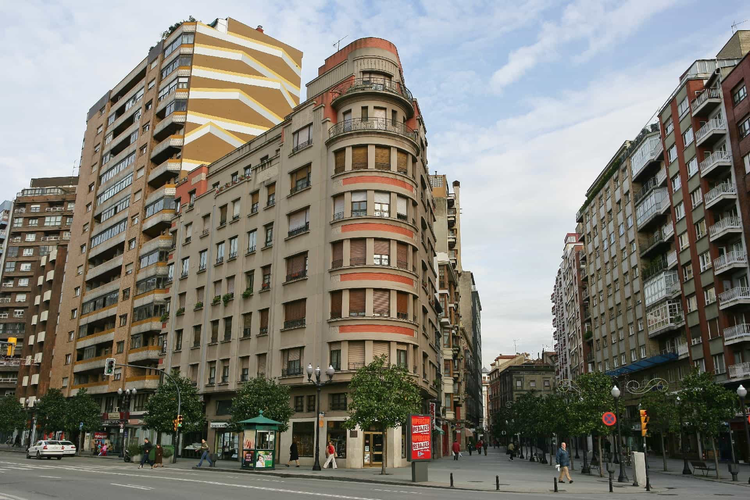 Edificio calle Álvarez Garaya, 8