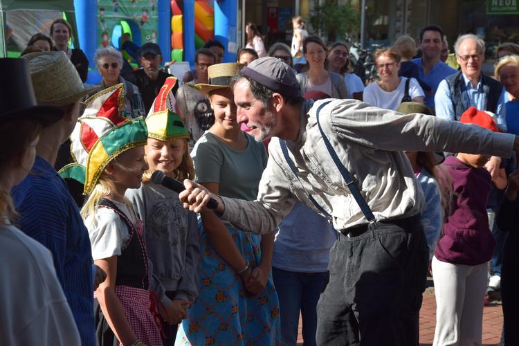 Mit Fantasie, Spielfreude und viel Applaus: Oelder Innenstadt wurde zur großen Kinderbühne
