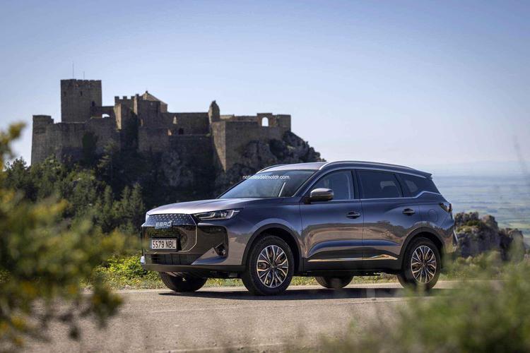 EBRO S700 PHEV LUXURY POR 299 EUROS AL MES CON FINANCIACIÓN Y 1.000 € DE DESCUENTO ADICIONAL