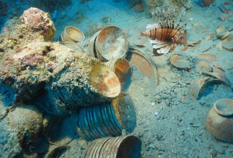 2,100-year-old luxury tableware discovered in ancient shipwreck off Türkiye
