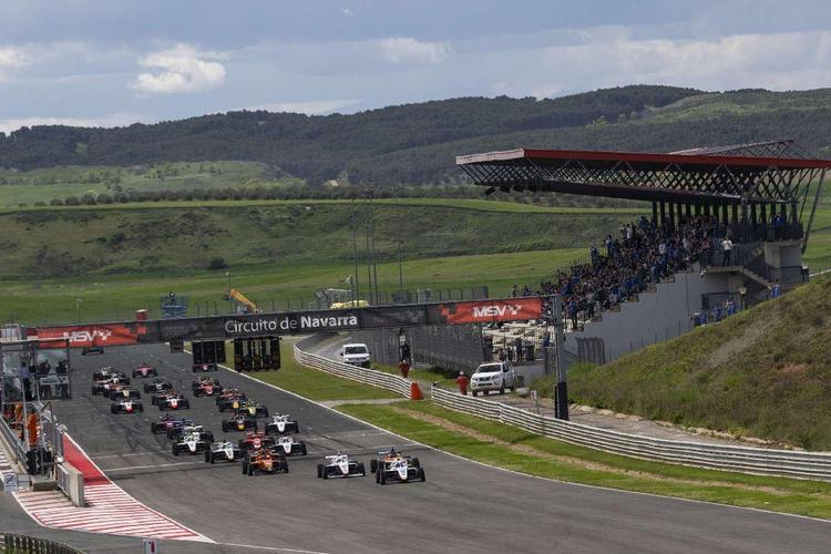 The F4 Spanish Championship arrives at the Circuito de Navarra with a very tight competition