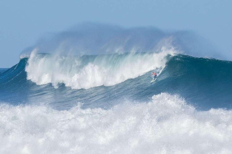 Cantabria celebra el Día del Surf: olas para todos los niveles en la cuna del surf español