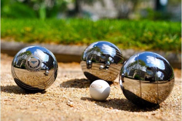 Tournoi de pétanque au profit de la ligue contre le cancer