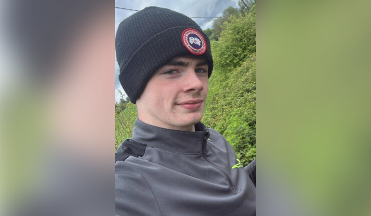 Gardaí seize 'items of evidential value' as part of investigation into teenager's hit-and-run death 