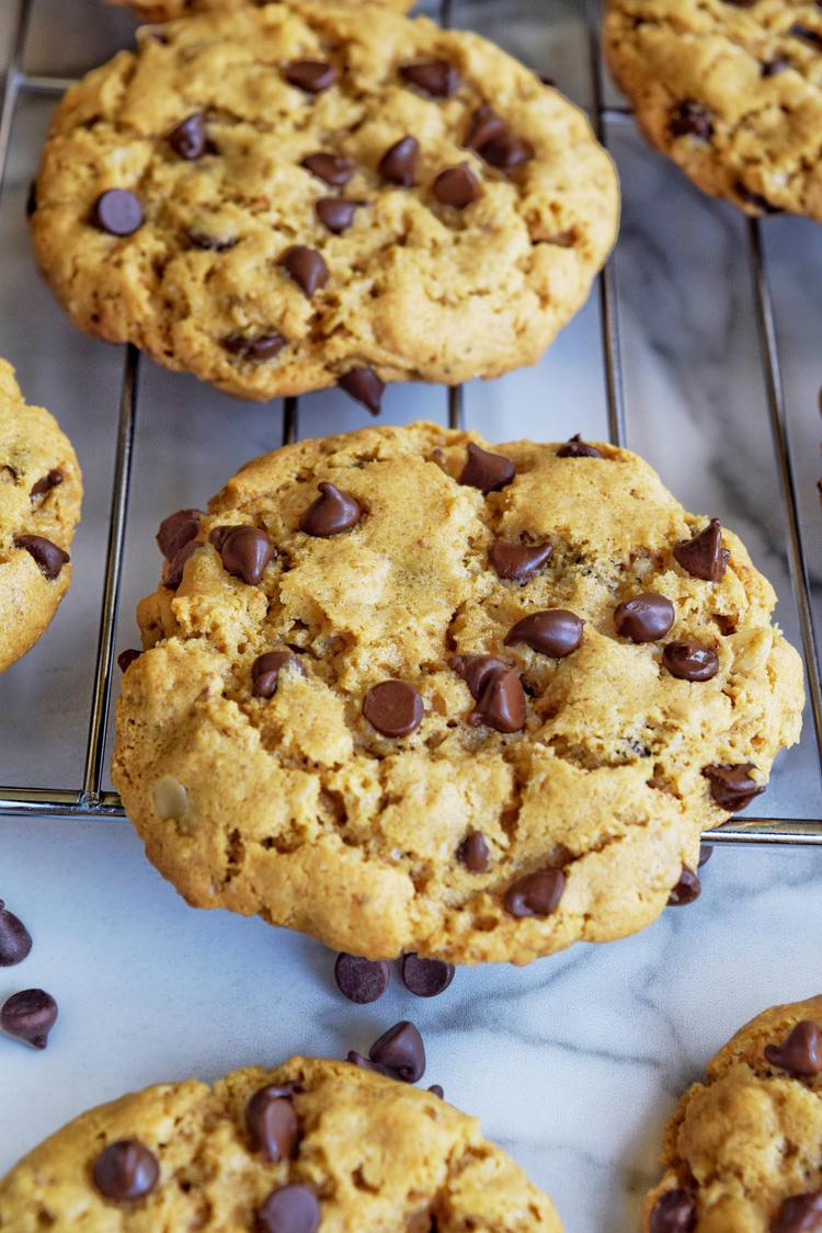 Cashew Butter Chocolate Chip Cookies 