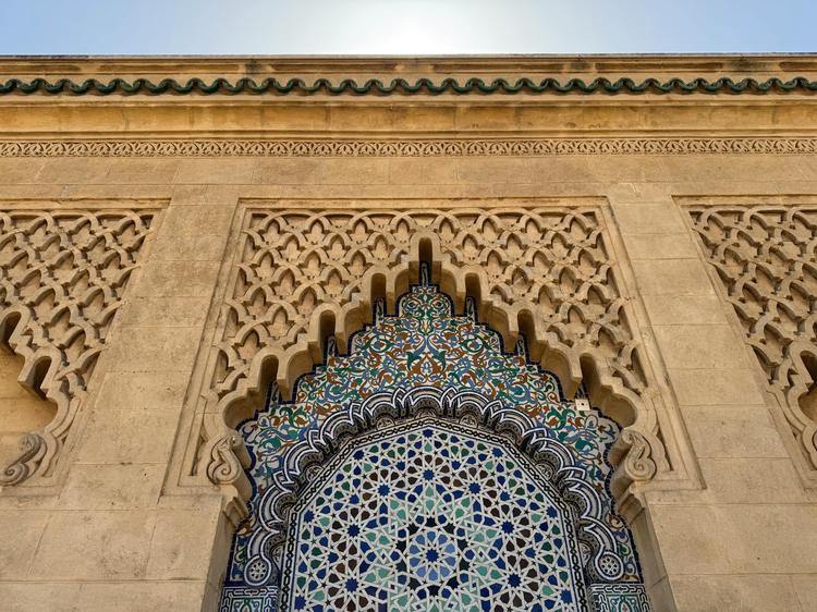 ما هو دور الزوايا في الوساطة الاجتماعية وحل النزاعات؟