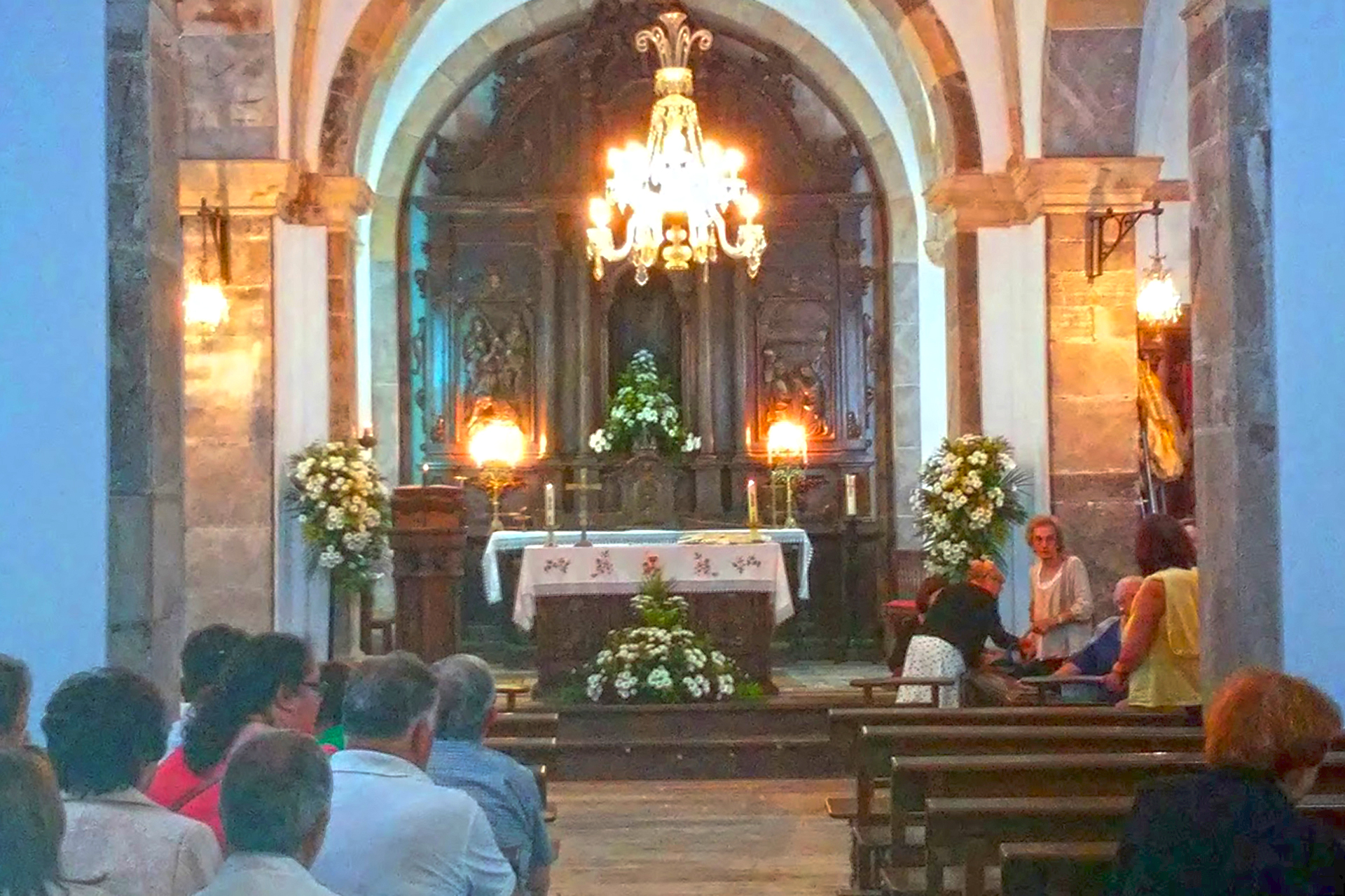 Iglesia de Santiago de Caravia La Baja