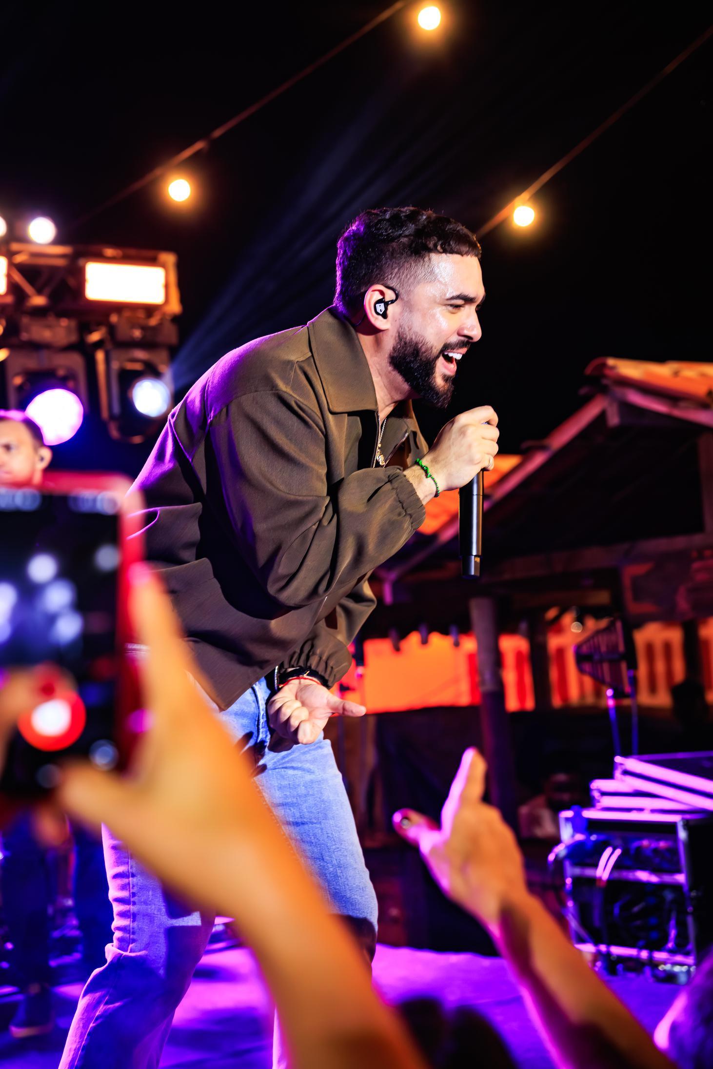 Henry Freitas encara maratona de mais de 40 shows em 28 dias para o São João de 2026