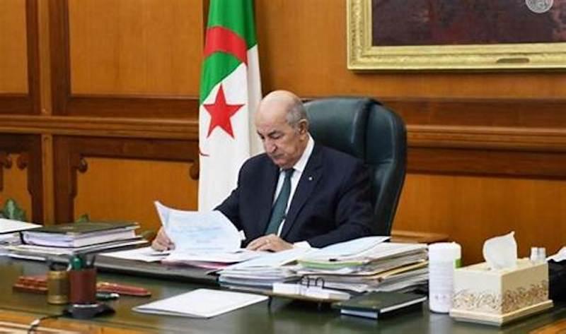 عشية بداية مناورات « الأسد الأفريقي » في المغرب، الرئيس الجزائري يعقد مجلسا عاليا للأمن