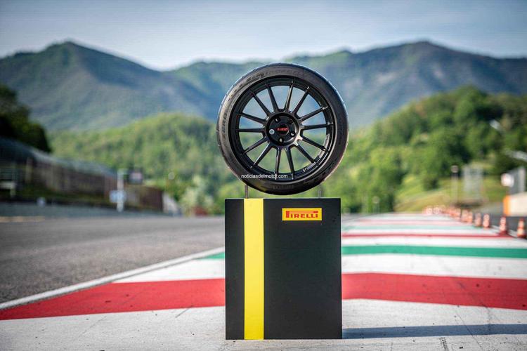 EL PIRELLI P ZERO TROFEO RS ES EL NEUMÁTICO MÁS RÁPIDO DEL MUNDO, SEGÚN TYRE REVIEWS