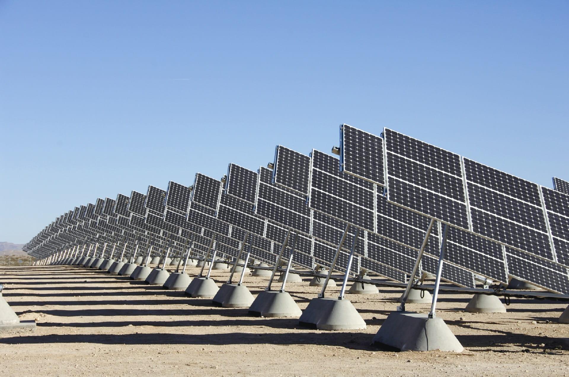 Canarias culmina antes de plazo la Estrategia de Energía Sostenible: 85 MW renovables y 313 actuaciones