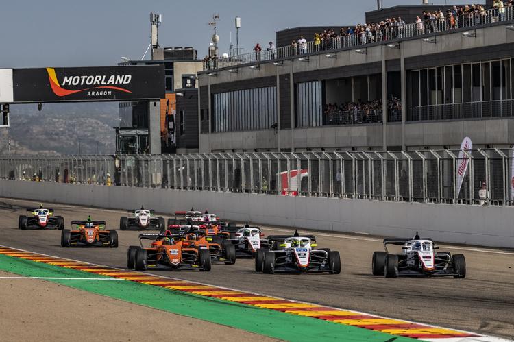 MotorLand Aragón regala un espectacular comienzo de temporada del Napa Racing Weekend