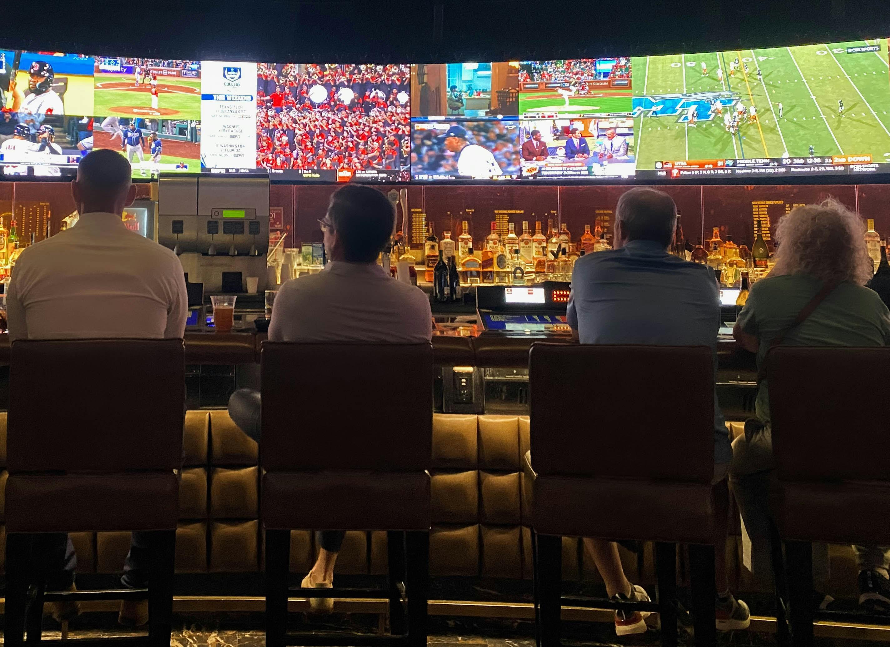 How to Talk Sports at a Bar When You Don’t Follow Sports: A Guide for Staying in the Conversation