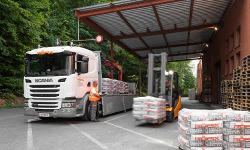 Mondi collaborates with Fixit Gruppe to supply a standardized paper bag portfolio that reduces greenhouse gas emissions by 135 tonnes per year