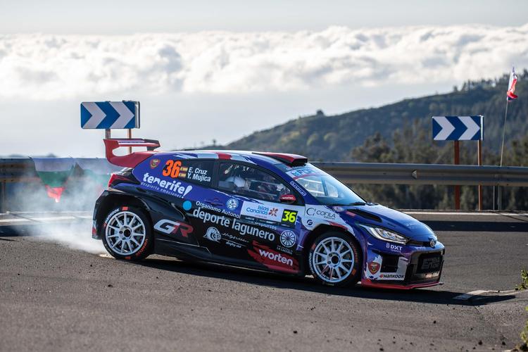 Enrique Cruz debuta en el Mundial con el Toyota GR Yaris Rally2 de Llarena Racing