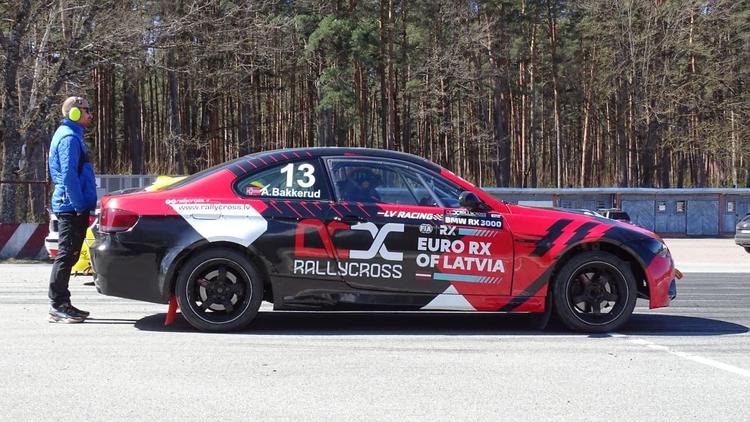 Andreas Bakkerud découvre la BMW à Riga et affiche son optimisme avant l'Euro RX