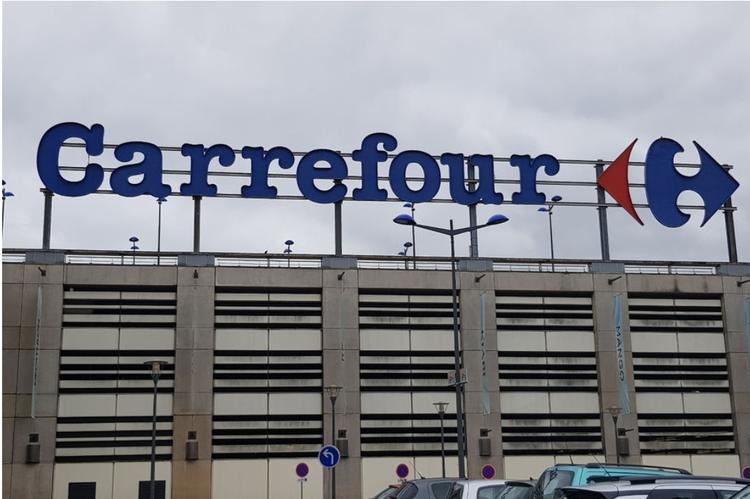 Sauvetage réussi des hyper Carrefour, dont le chiffre d'affaires croît de 3,6% au T2