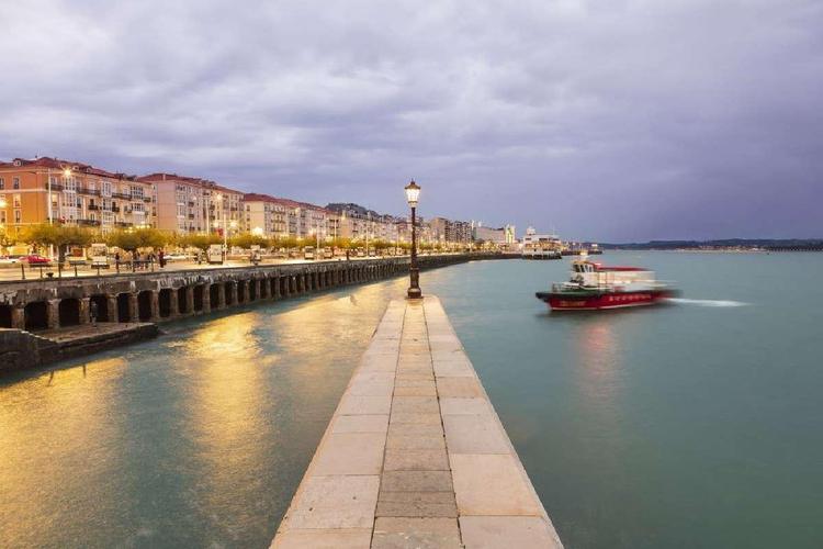 De pueblo en pueblo: mercadillos de Cantabria para vivir la región como un local