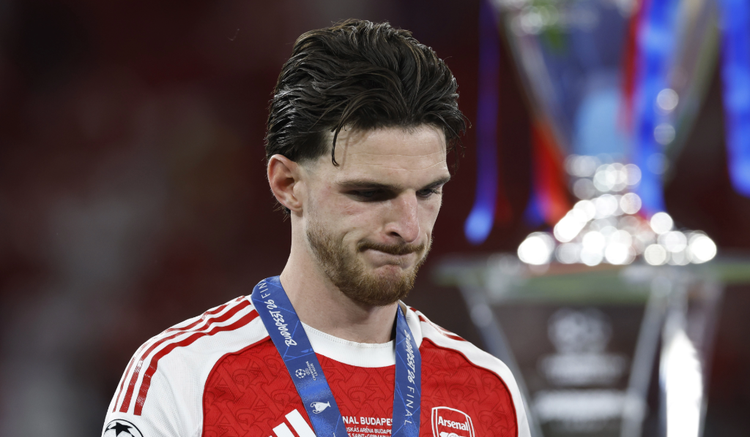 Dublin Airport trolls England midfielder Declan Rice after Arsenal's Champions League defeat to PSG