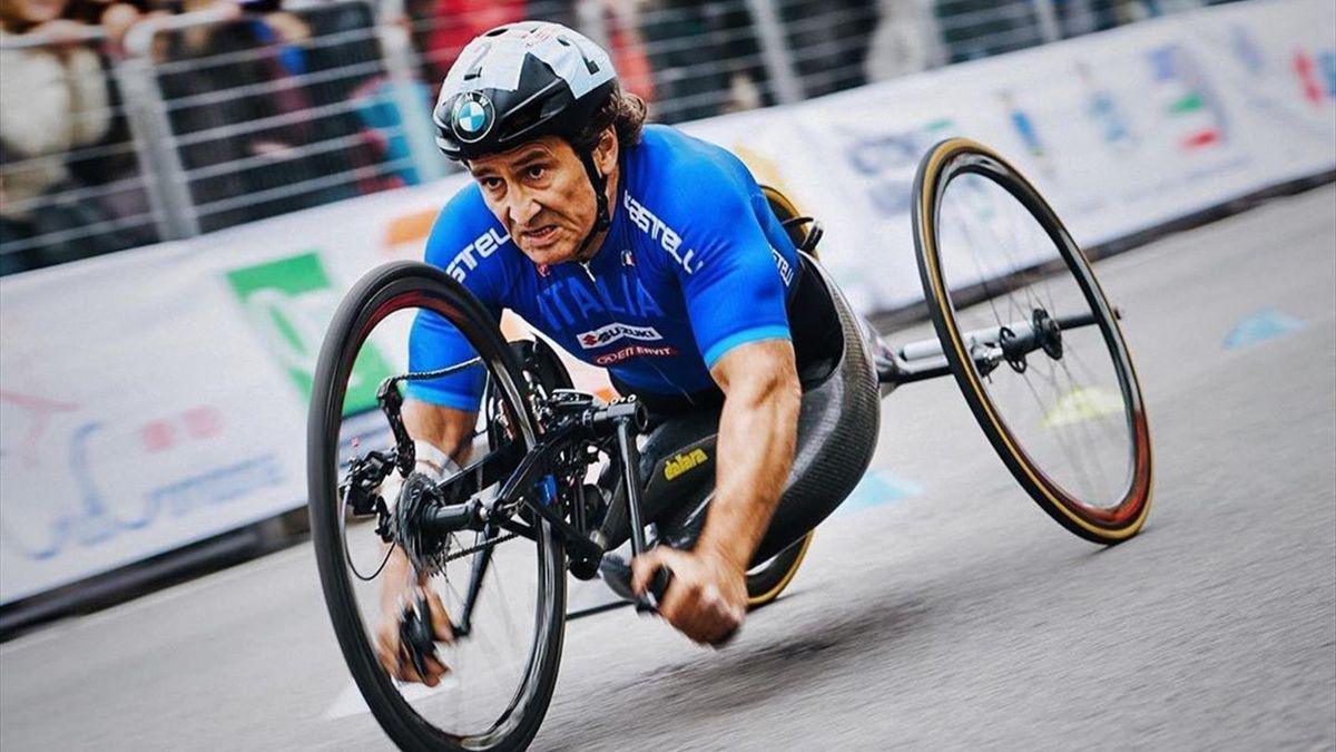 La rotta silenziosa: oltre il mito di Alex Zanardi