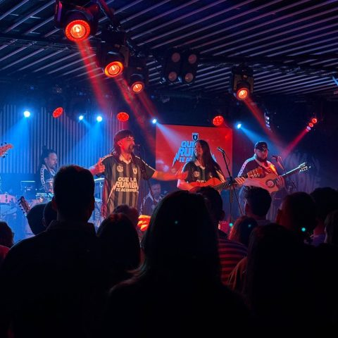 Uña y Carne - Malandar