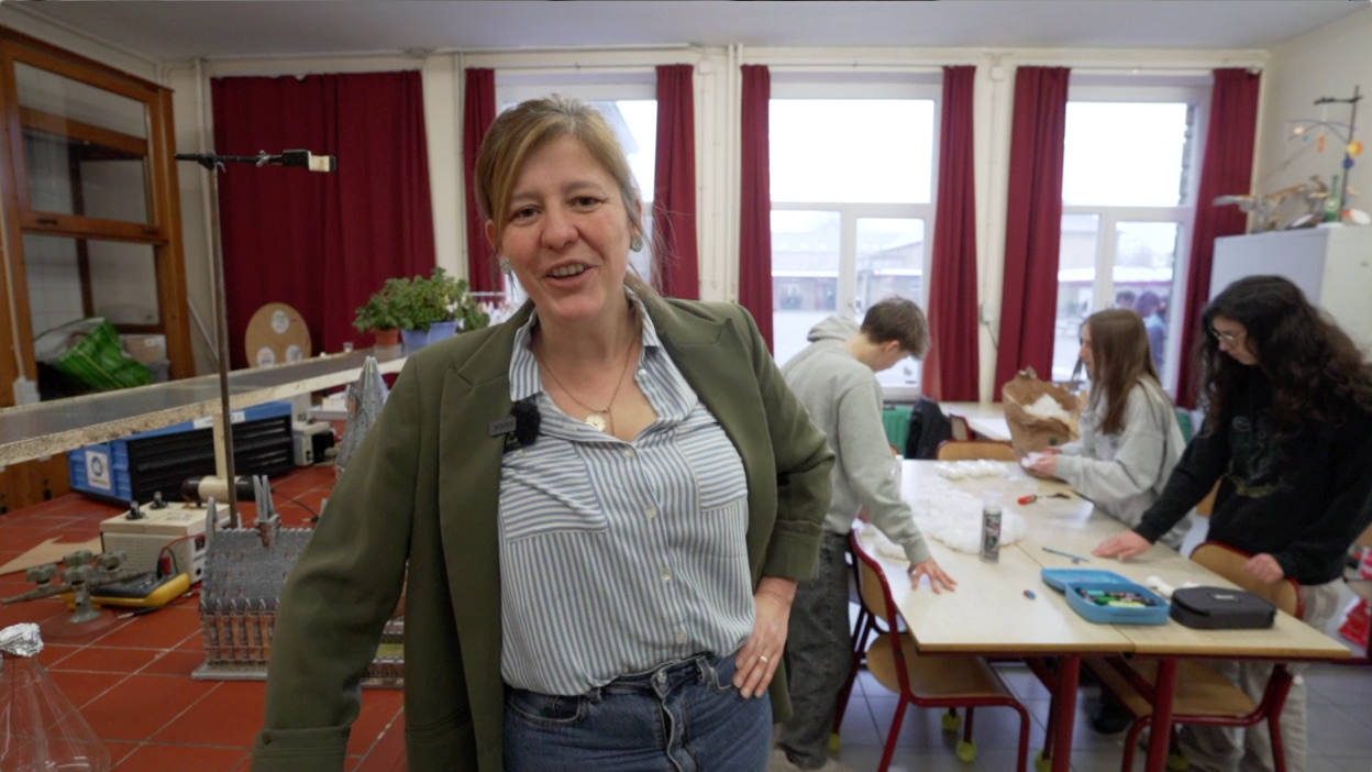 Christelle Collin - Athénée Royal d'Izel