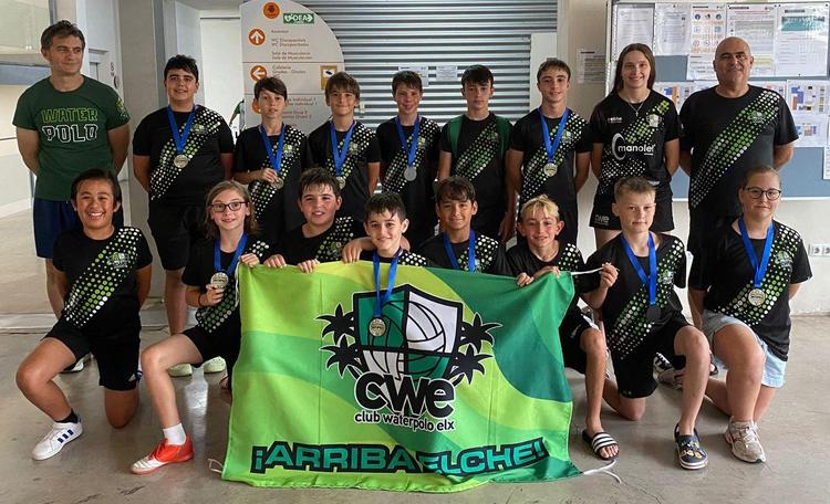 El equipo alevín del Club Waterpolo Elx se proclama campeón de la Liga Autonómica tras vencer al Nou Godella en la final