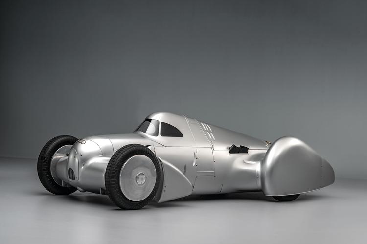 AUDI TRADITION RESCATA UNA LEYENDA: EL AUTO UNION LUCCA SE UNE A LA FAMILIA DE LAS FLECHA DE PLATA