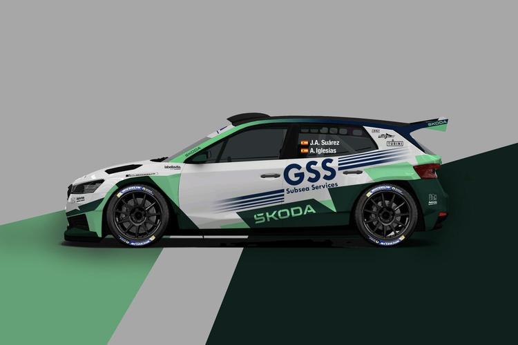 El Škoda Fabia RS Rally2 de 'Cohete' Suárez estrena decoración