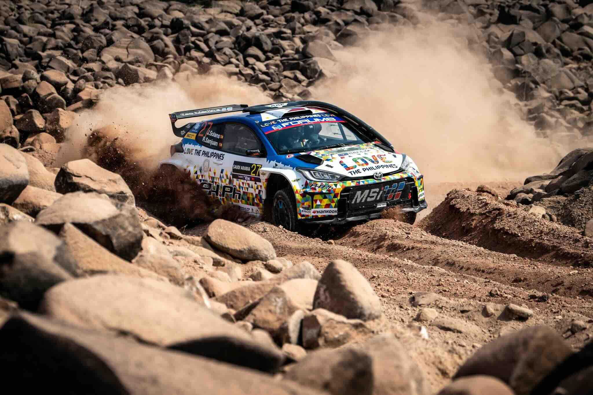 Jan Solans y Alejandro Cachón despiden la temporada en el Rallye de Arabia  Saudí