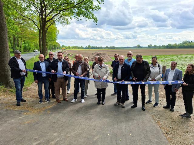 🚴‍♀️Neuer Radweg an der Kreisstraße 42 zwischen Päse und der B 188 fertiggestellt