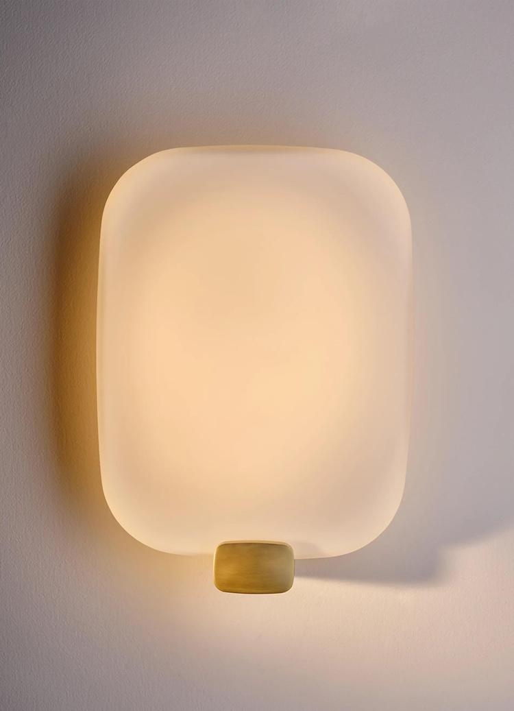 Arandela DCW Light me Tender vertical By Patrick Jouin
