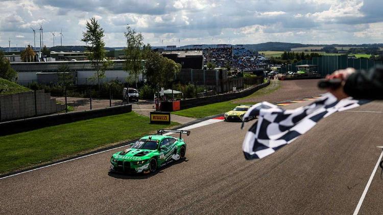 Wittmann gana en Sachsenring y mantiene vivo el título del DTM