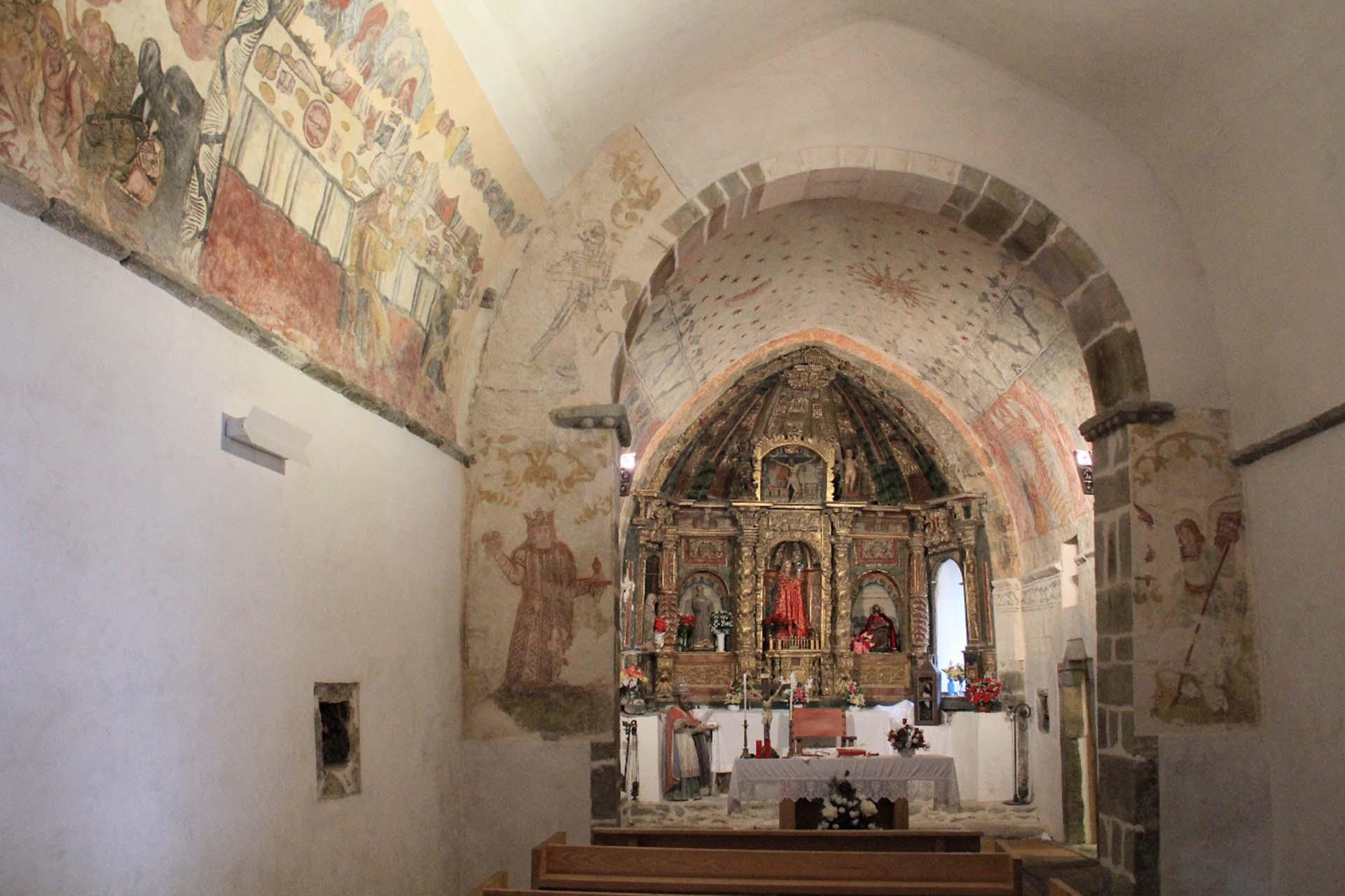 Iglesia parroquial de Santa María de Monasterio de Hermo
