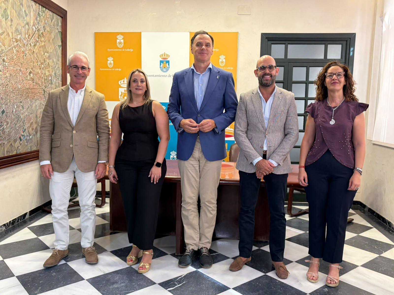 Presentadas las personas que encarnarán a los Reyes Magos de Oriente en la Cabalgata de 2027