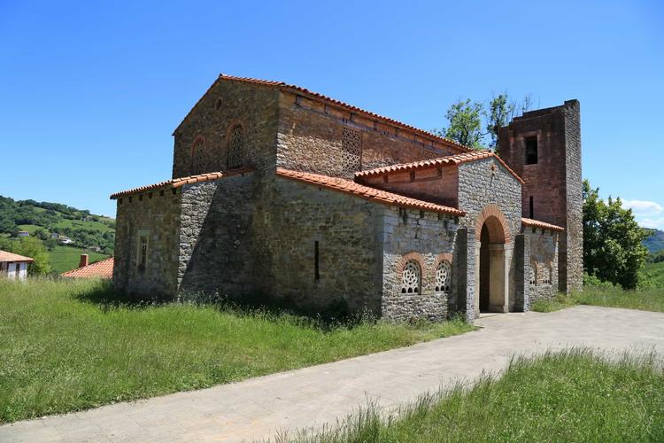 Iglesia Santa María de Bendones