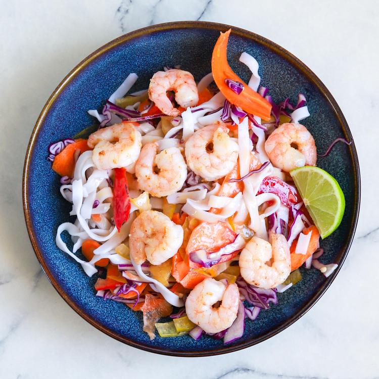 Salade de nouilles aux scampis