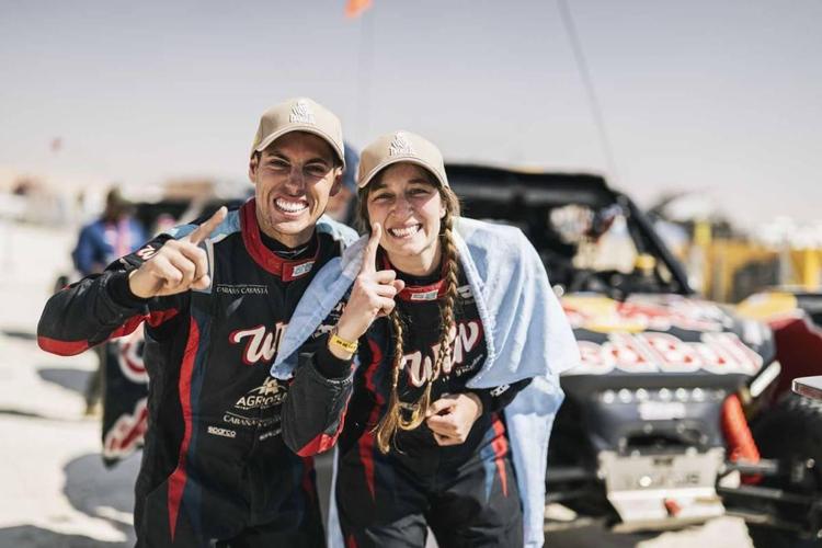 Nicolas Cavigliasso y Valentina Pertegarini debutan en Ultimate con un Toyota Hilux T1+ en Marruecos