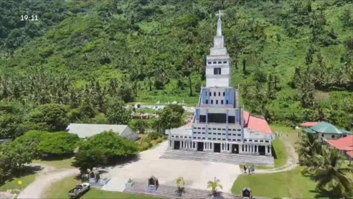 Haut Lieu Religieux de France: Basilique Saint-Pierre-Chanel à Poi ( Wallis et Futuna )